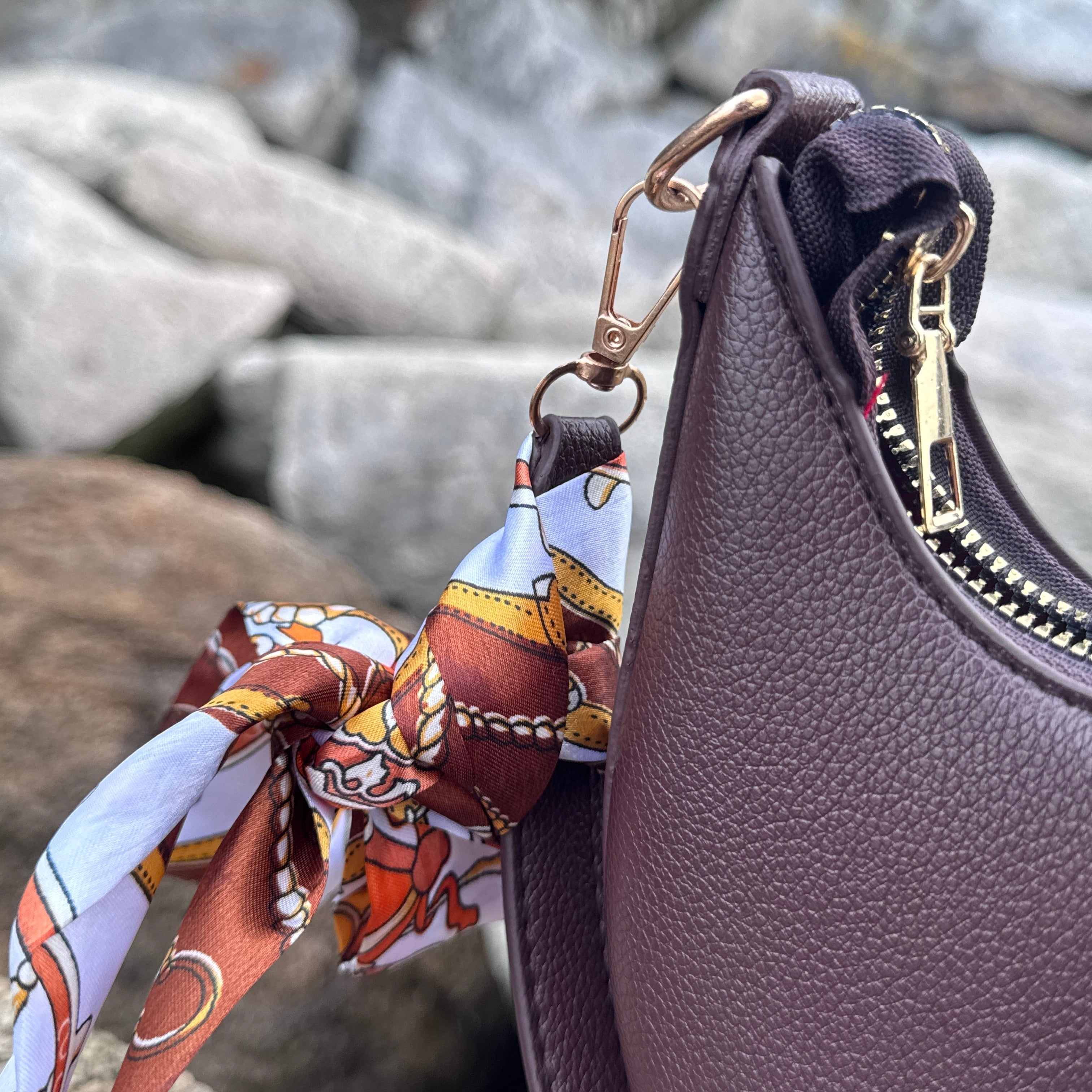 Half Moon Bag – The Perfect Blend of Style and Function